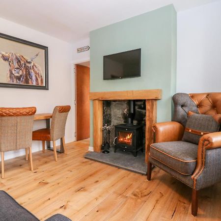 Gairnlea Cottage Ballater Exterior photo
